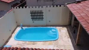 LINDO SOBRADO COM PISCINA PARA ATÉ 10 HÓSPEDES! - Quirambu