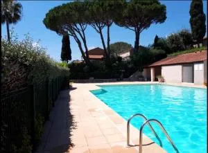 Maison 30 m2 + piscine - Golfe de Saint Tropez - Le Mourillon