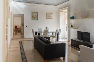 Santa Domenica Guest House