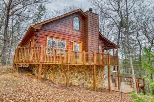 Three Bedroom House room in Hidden Bear