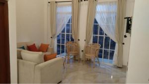 Regal Rose Luxury Holiday Apartments