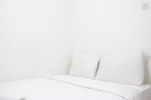 Relaxing 2BR Apartment at Buah Batu Park By Travelio