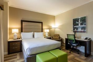 Standard Room room in Holiday Inn Express Savannah - Historic District an IHG Hotel