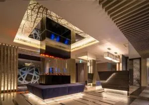 ホテル U's香櫨園 (HOTEL U's 香櫨園)