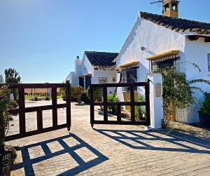 Talu Alojamiento rural familiar con piscina y jardines Benalup Casas Viejas Hispaania