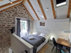 FJAKA Boutique Apartments