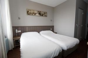 Hotels Contact Hotel - Hotel Le Lion d'Or Lamballe : photos des chambres
