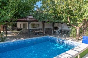 Corinthian Villas Orange Villa Korinthia Greece