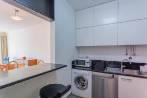 FLH Funchal Balcony Apartment with Sea View