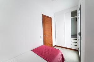 Three-Bedroom Apartment 1B room in El Baladero Apartamentos