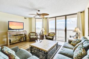Three Bedroom Villa room in Charleston Oceanfront Villas
