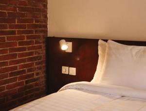 Rumah Bata Guest House