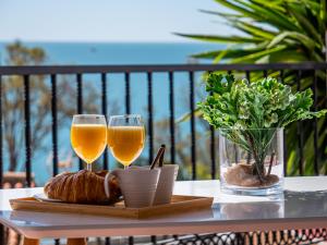 BLUE SEA - houses with terrace