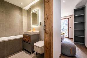 Chalets Le Globe Argentiere Chamonix - by EMERALD STAY : photos des chambres