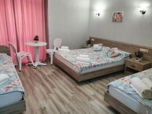 Comfort Quadruple Room room in Hotel Mechta