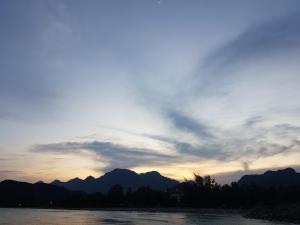 The sea condominium by Supitsa