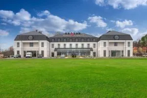 兰卡特酒店 - Handzlówka