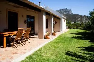 Hilton House - Pringle Bay