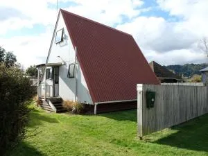 Central Ski Chalet - Ohakune Holiday Home - 奥阿库尼