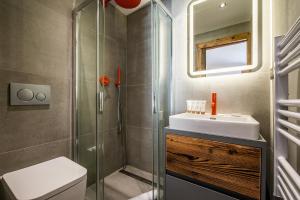 Chalets Le Globe Argentiere Chamonix - by EMERALD STAY : photos des chambres