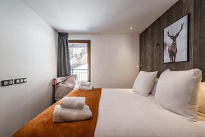 Chalets Le Globe Argentiere Chamonix - by EMERALD STAY : photos des chambres