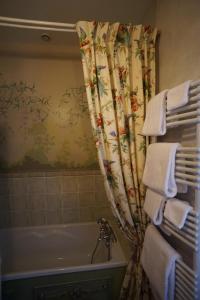 B&B / Chambres d'hotes Domaine de la Chartreuse Dautre : photos des chambres