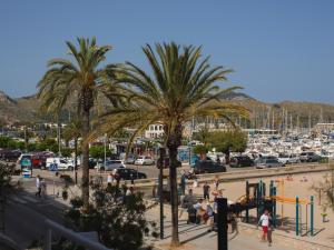 can ventet first line beach