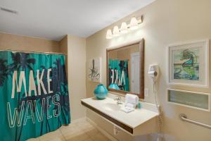 One-Bedroom Condo room in Origin Unit 417 West end condo with peaceful nature views