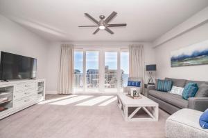 One-Bedroom Apartment – 919 room in Laketown Wharf Resort by Panhandle Getaways