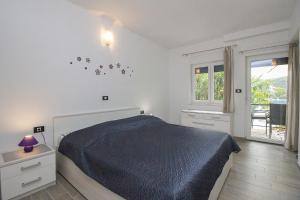 Modern 2 BDR & 2 Bathroom app with sea view, 077