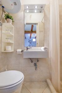 City Walls by Irundo