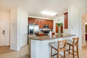 Cozy Condo wPrivate Balcony & FREE Resort Access