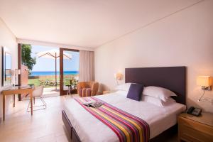 Kernos Beach Hotel & Bungalows Heraklio Greece