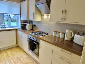 Levenview Holiday Apartment Loch Lom