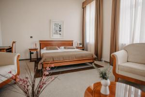 Luxury Double Room with Balcony room in Hotel Villa Eugenia