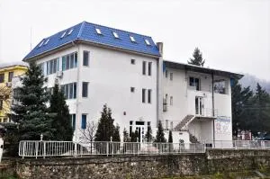 MANEA Orsova - 埃尔埃尼塔