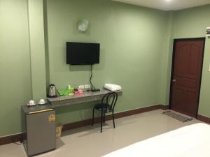 โรงแรมห้วยทราย Huaisai Hotel