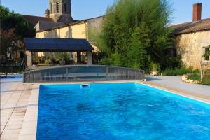 B&B / Chambres d'hotes Jardin d'arcy - chambres d'hotes avec piscine et SPA : photos des chambres