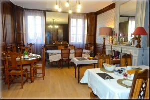 B&B / Chambres d'hotes Jardin d'arcy - chambres d'hotes avec piscine et SPA : photos des chambres