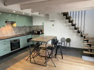 Les Cyprès - Enveitg