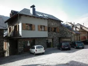APARTAMENT Casa Valenti 3-4 PLACES - Erillavall