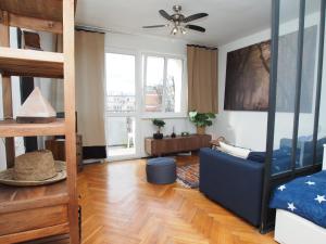 Grand-Tourist Apartment - Gold