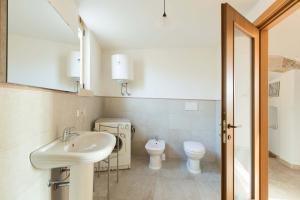 Casina Farnarari by BarbarHouse