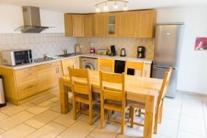 Appartements vue panoramique avec piscine et jacuzzi : photos des chambres
