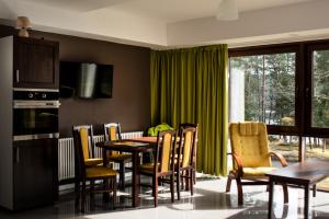 APARTAMENT PERŁA A11 NAD PIĘKNYM JEZIOREM PLUSZNE