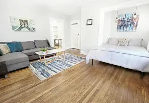 The 1920s Mainstay Studio Flat on Lower Greenville - Highland Park
