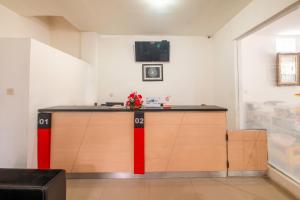 RedDoorz near Exit Toll Moh. Toha