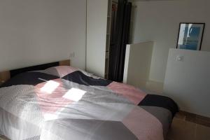 Appartements Duplex meuble sortie orange centre : photos des chambres