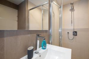 "Le Berlioz 1" by EnjoyNice, 2 bathrooms and airco