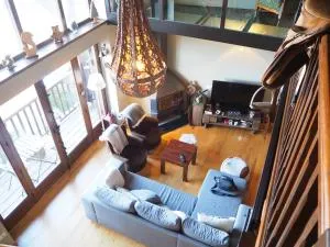 Espectacular apartamento de montaña en Alp - Das